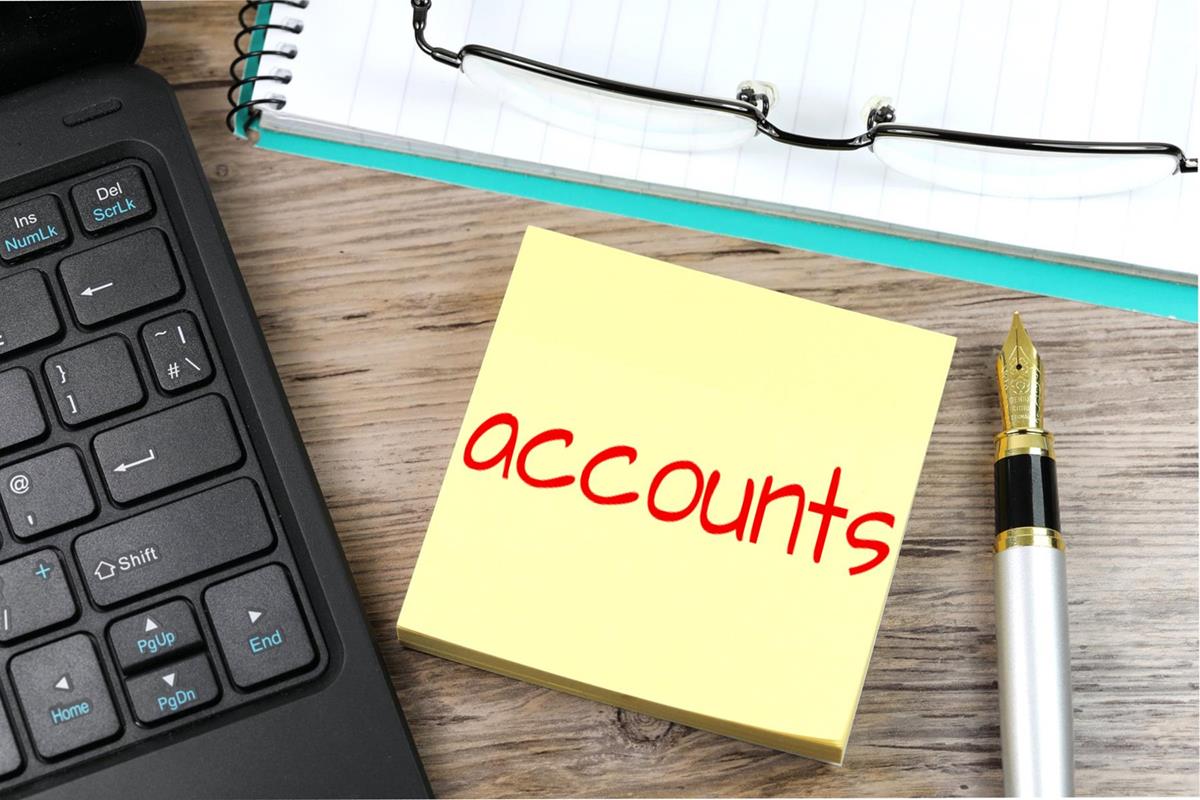 Accounts - Free of Charge Creative Commons Post it Note image