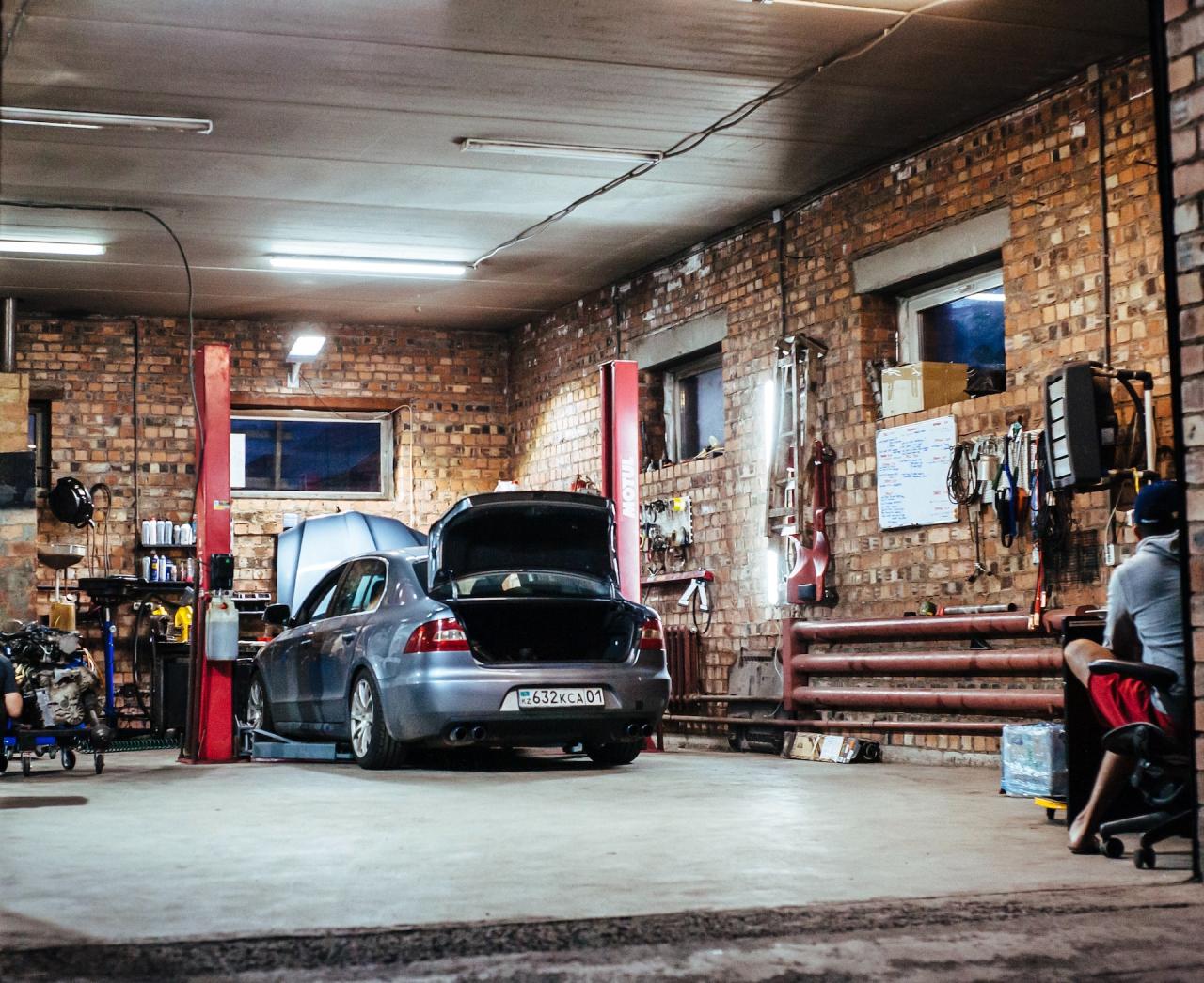 What to Do Before Visiting a Garage: A Checklist - Chaney's Collision ...